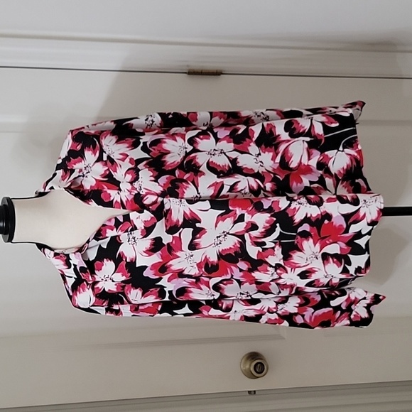 Rafaella Size XXL Popover Blouse in Cabaret Floral, Excellent Used Condition - Picture 1 of 11